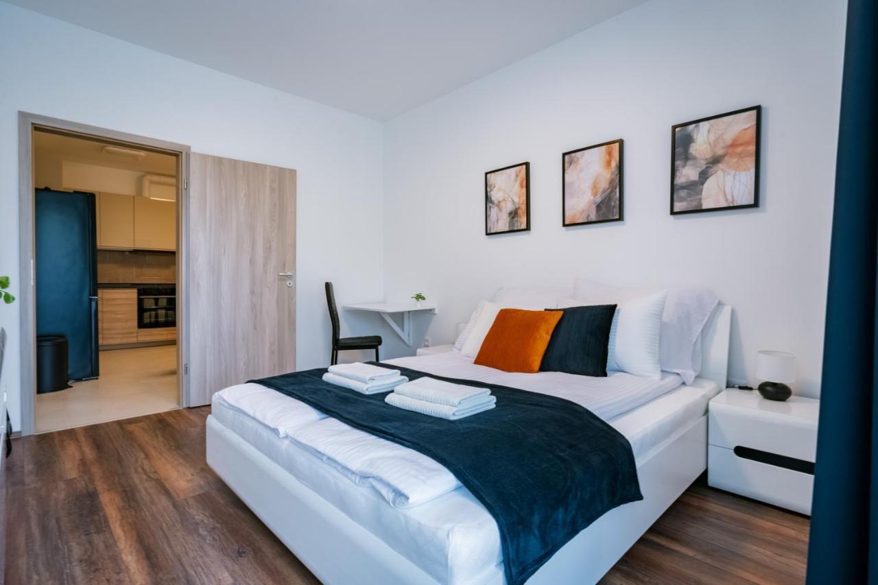 Fox Premium Apartment & Free Private Parking Budapest Exteriör bild