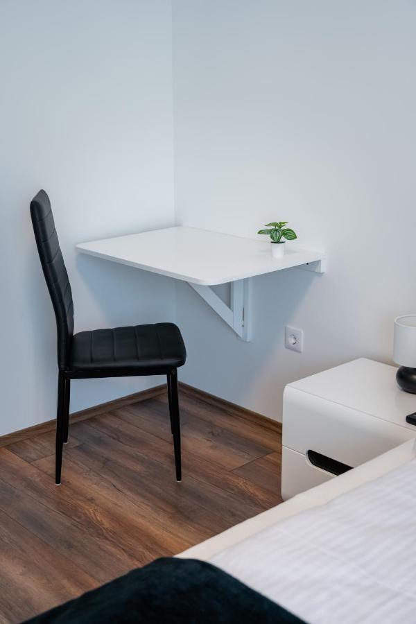 Fox Premium Apartment & Free Private Parking Budapest Exteriör bild